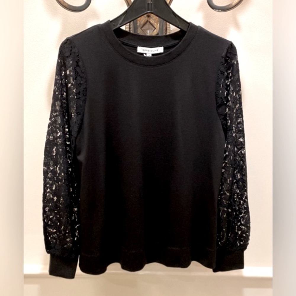 NWT *ROSE & OLIVE* Black *DRESSY* Tee Shirt … *LACEY LONG SLEEVES* … Size: M